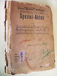 Schlechter Erhaltungszustand:
Aus dieser Akte können keine Kopien angefertigt werden!