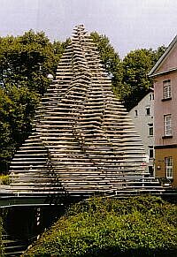 Das Synagogenmahnmal wurde am 9. November 1973 eingeweiht